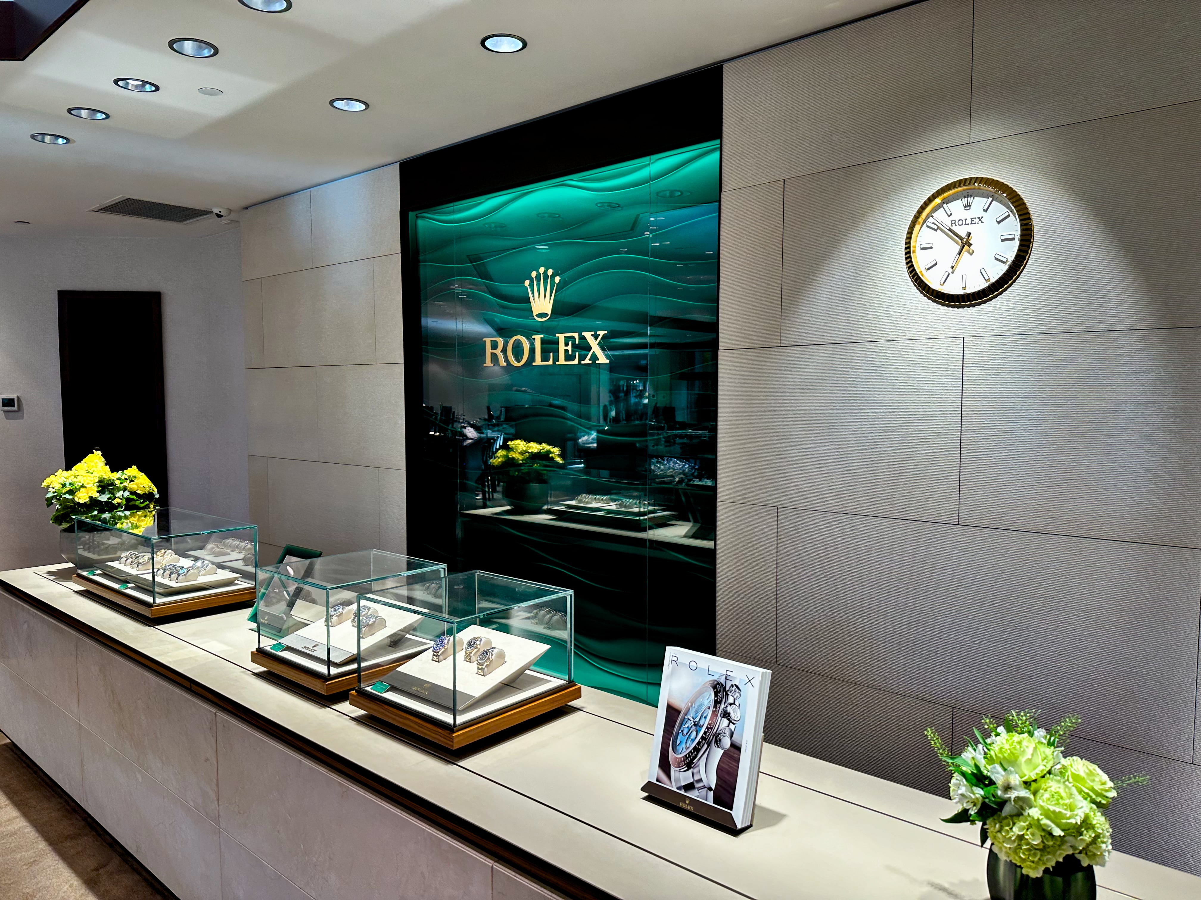 Rolex (โรเล็กซ์) — 10 อันดับแบรนด์เสื้อผ้าและแฟชั่นที่มีมูลค่าแบรนด์สูงที่สุดในโลก ปี 2026