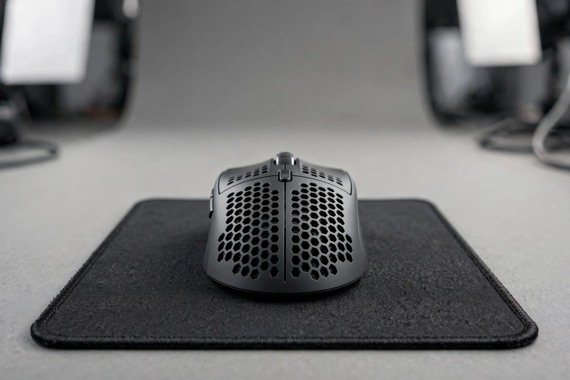 G-Wolves HTS Plus Pro 8K Wireless — 10 อันดับเมาส์เกมมิ่งไร้สายที่มีน้ำหนักเบาที่สุดในโลก วางจำหน่ายในไทย ปี 2026
