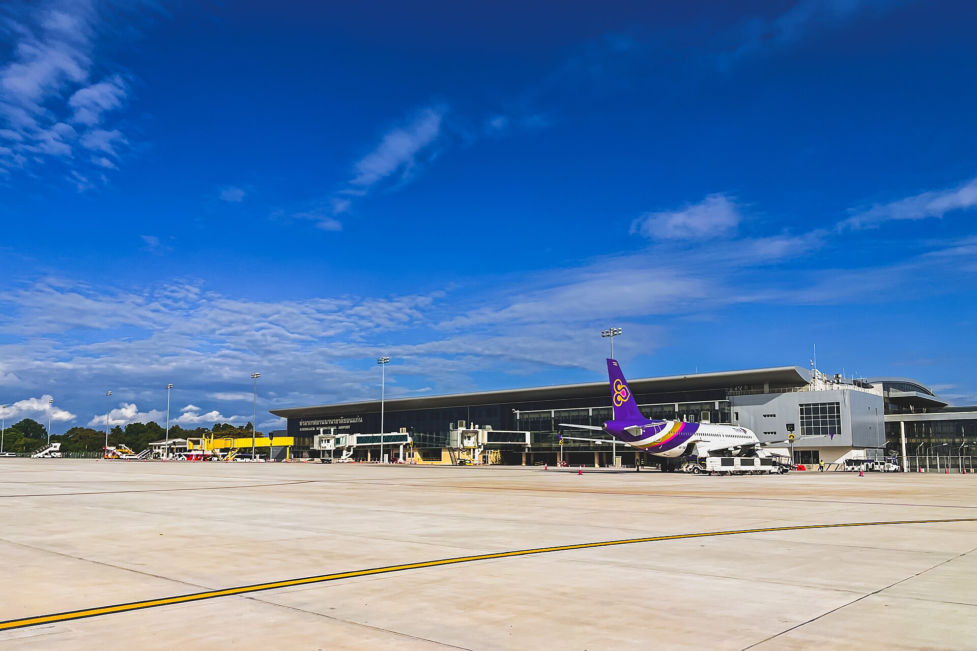 ท่าอากาศยานขอนแก่น (Khon Kaen Airport) — 10 อันดับท่าอากาศยานในประเทศไทยที่มีผู้โดยสารใช้บริการมากที่สุด อัปเดตสถิติล่าสุด