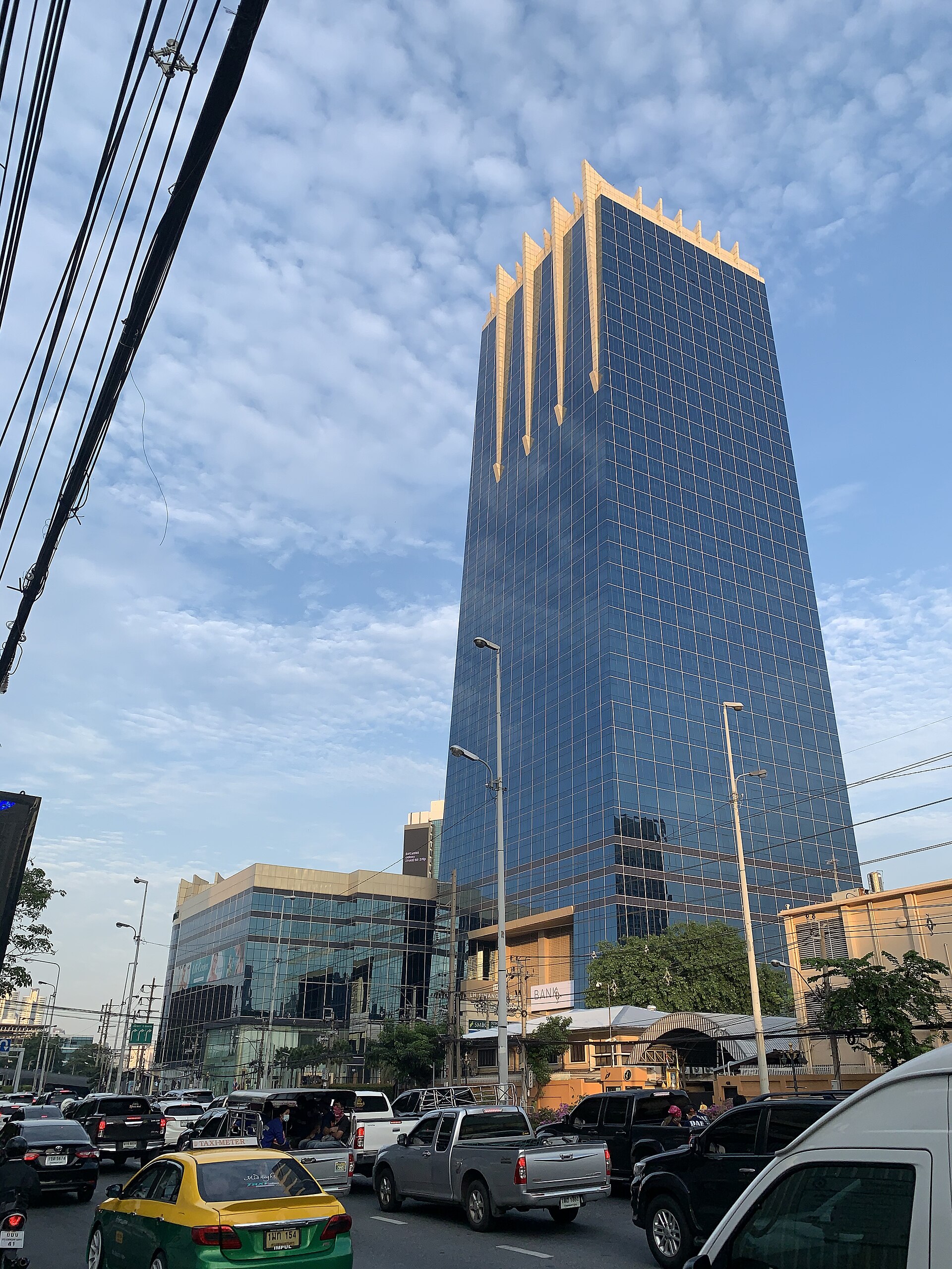 กลุ่มแอล เอช ไฟแนนซ์เชียล กรุ๊ป (LHFG / LH Bank) — 10 อันดับธนาคารพาณิชย์ในไทยที่มีมูลค่าสินทรัพย์รวมสูงที่สุด อัปเดตสถิติล่าสุดปี 2569
