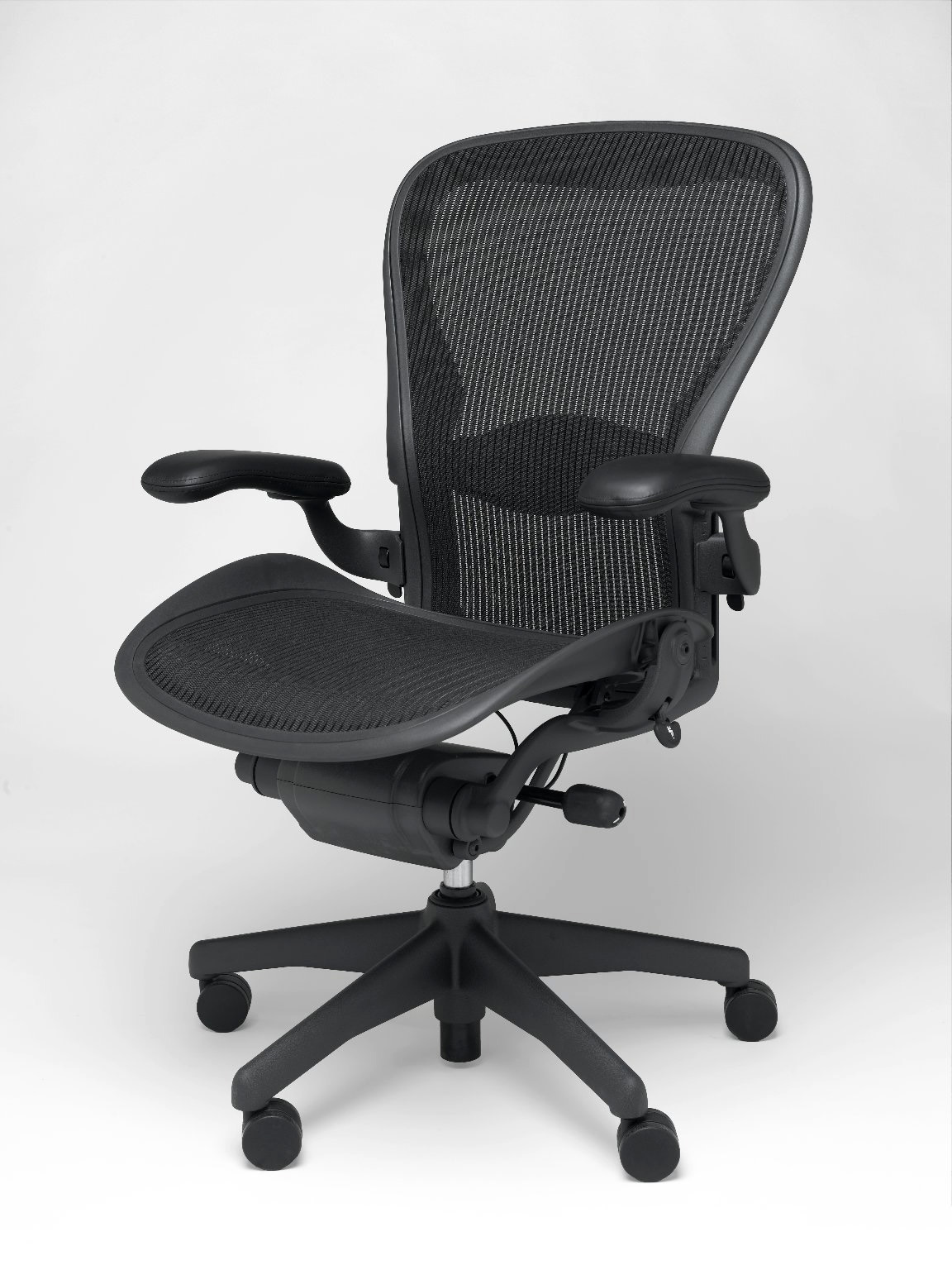 Herman Miller Aeron — 10 นวัตกรรมเก้าอี้เพื่อสุขภาพ (Ergonomic Chair) รุ่นท็อปยอดนิยมปี 2026 ตอบโจทย์คนทำงานออฟฟิศและสายจัดโต๊ะคอม
