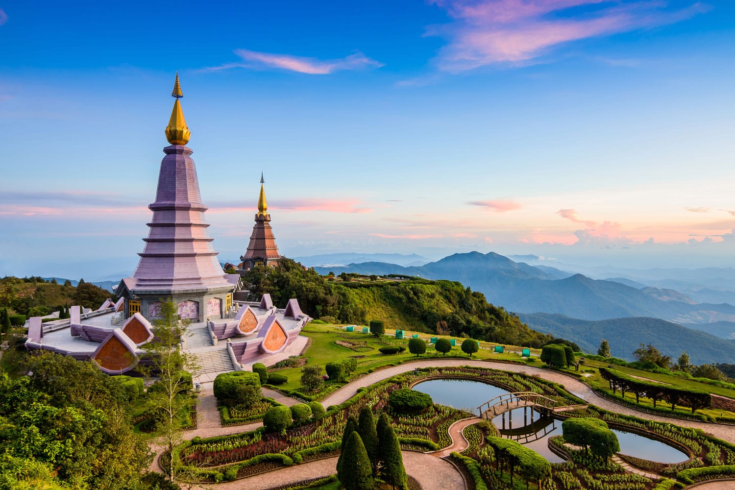 10 อุทยานแห่งชาติยอดนิยมในไทยสำหรับเส้นทางเดินป่าศึกษาธรรมชาติและแคมป์ปิ้ง สัมผัสความสมบูรณ์แห่งพงไพรรับปลายปี 2569