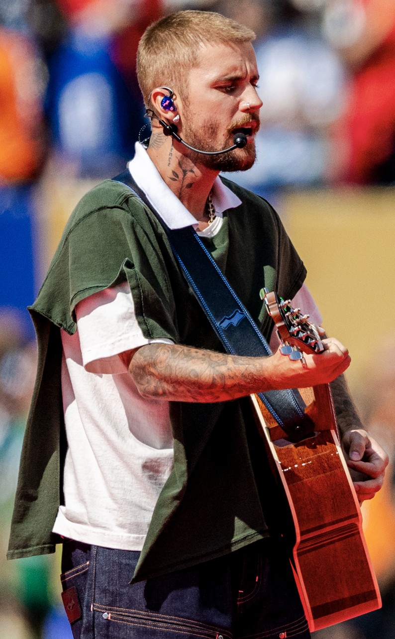 Justin Bieber — 10 อันดับศิลปินที่มียอดผู้ฟังรายเดือนบน Spotify สูงที่สุดในโลก อัปเดตล่าสุดปี 2026