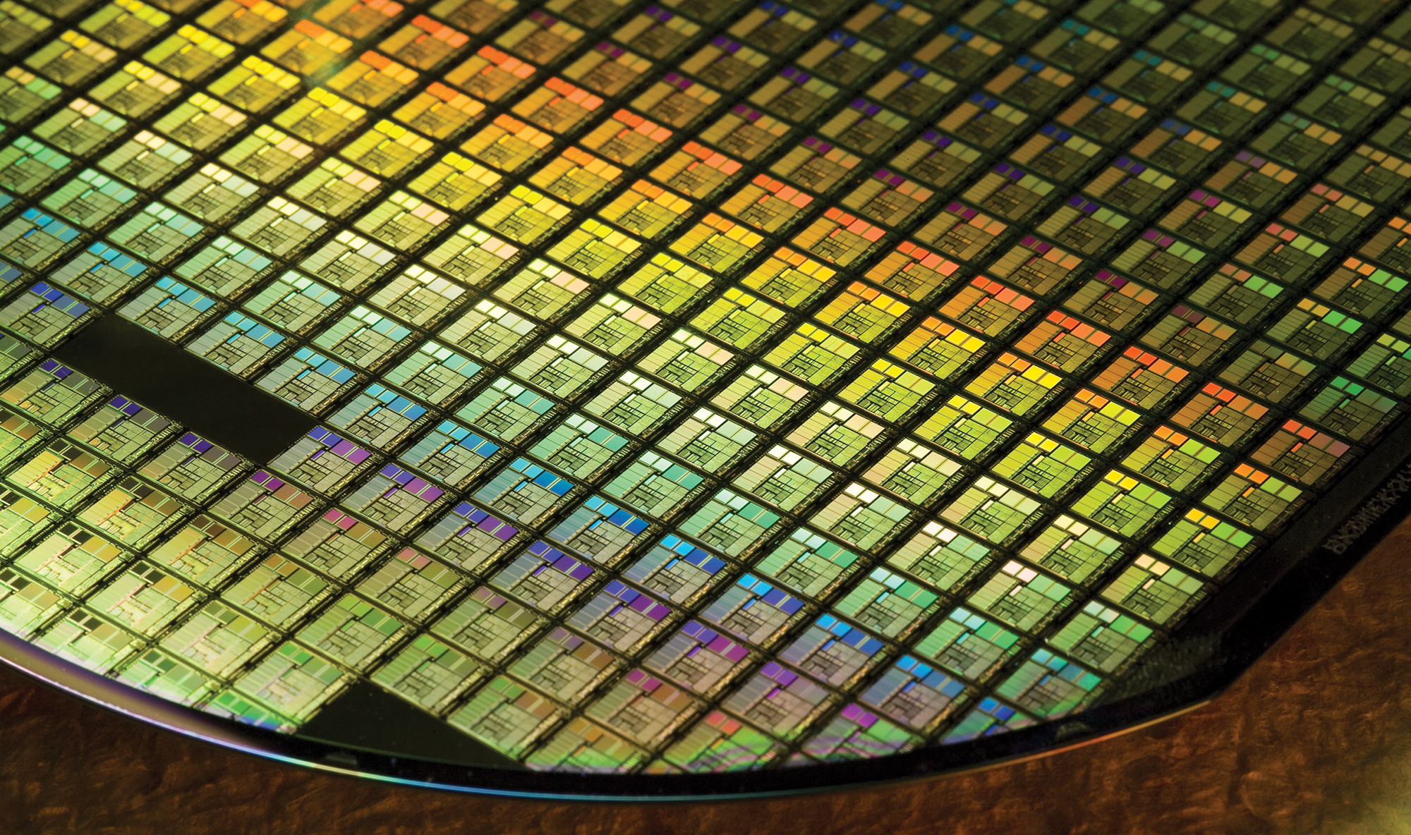 วิกฤตราคาชิ้นส่วนหน่วยความจำในสมาร์ตโฟน (Memory Crunch) — 10 สถิติและเรื่องน่ารู้ในวงการแก็ดเจ็ตและไอทีแห่งปี 2026 ที่คุณไม่ควรพลาด