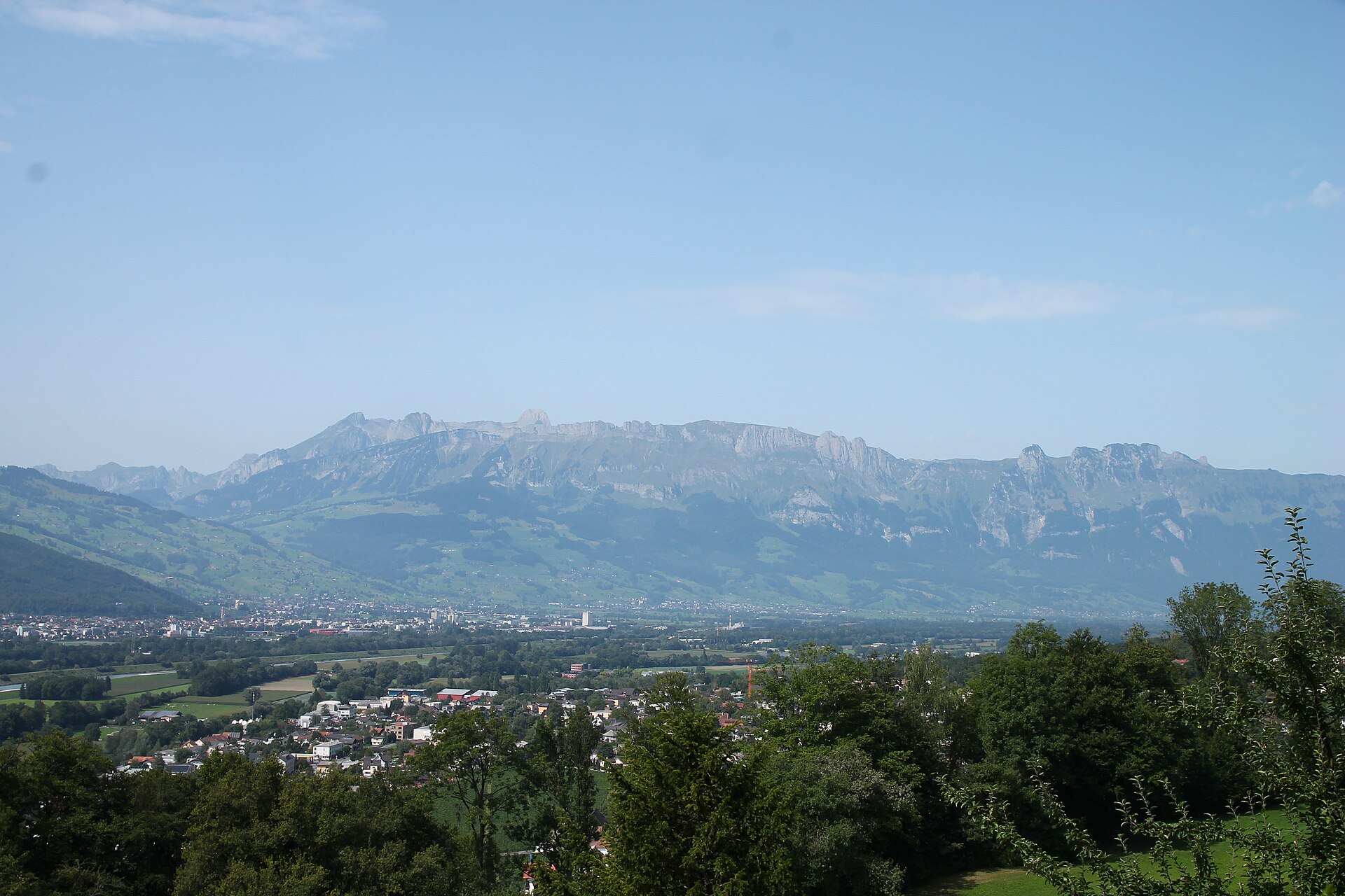 ลิกเตนสไตน์ (Liechtenstein) — 10 ประเทศที่มีพื้นที่เล็กในโลกอย่างเป็นทางการ เปิดพิกัดจุลรัฐน่าเที่ยวพร้อมเสน่ห์ทางวัฒนธรรมและธรรมชาติ