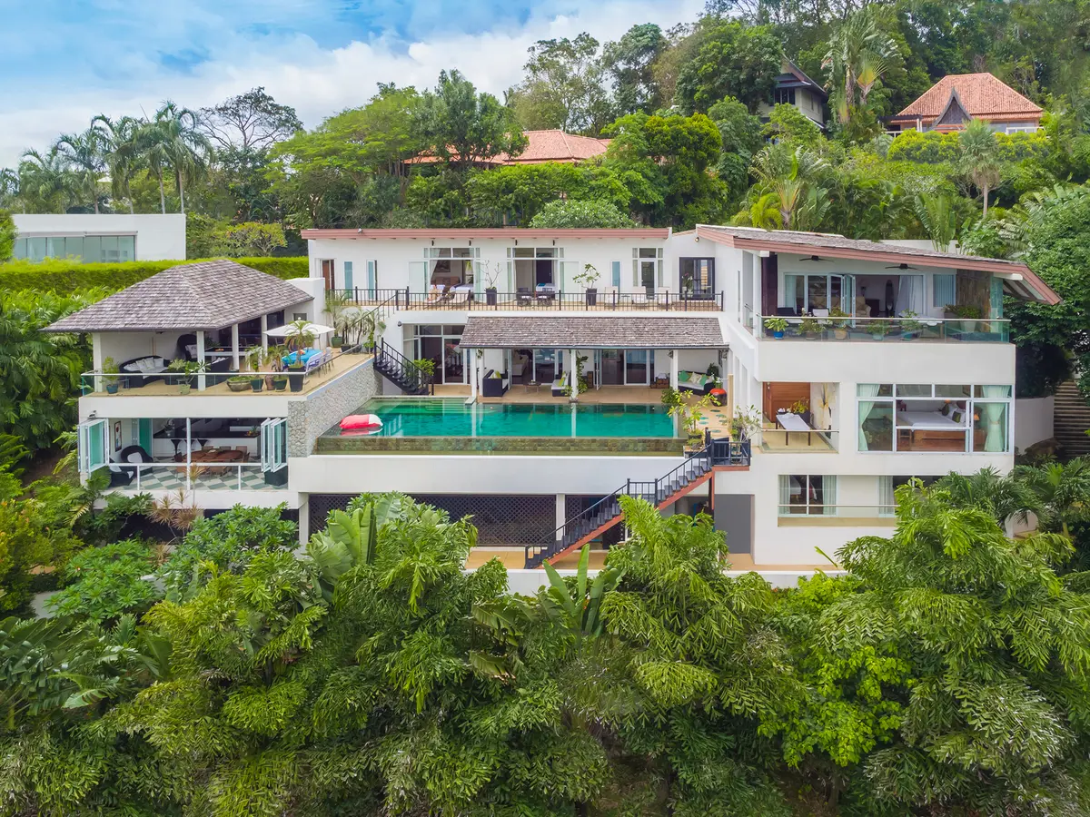 Katamanda – Villa Amanzi — 10 ที่พักพูลวิลล่าริมทะเลบรรยากาศส่วนตัวยอดนิยมในไทย ปี 2569 สำหรับทริปครอบครัวและกลุ่มเพื่อนช่วงวันหยุดยาว